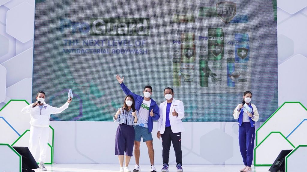 Intip Keseruan Andrew White Ajak Ratusan Warga Jakarta Olahraga di ProGuard Pro Festival 2022, Mulai dari Yoga hingga Sport Challenge