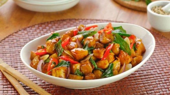 Resep Ayam Saus Daun Ketumbar, Wanginya Bikin Ngiler, Yuk Recook!