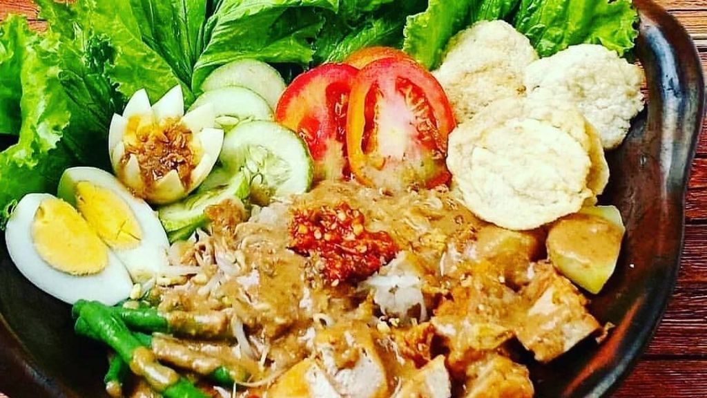 Resep Gado-gado Bumbu Kacang, Sajian Sehat Cocok untuk Makan Siamg