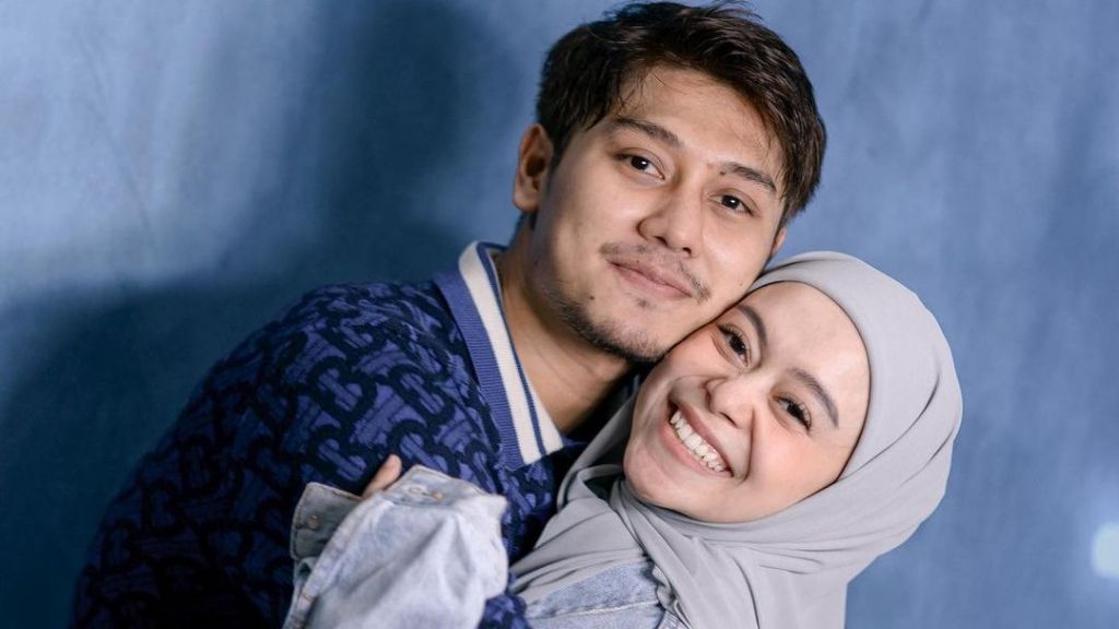 Usai Isu KDRT, Rizky Billar Pamer Kemesraan dengan Lesti Kejora Depan Publik, Netizen Muak: Zonk