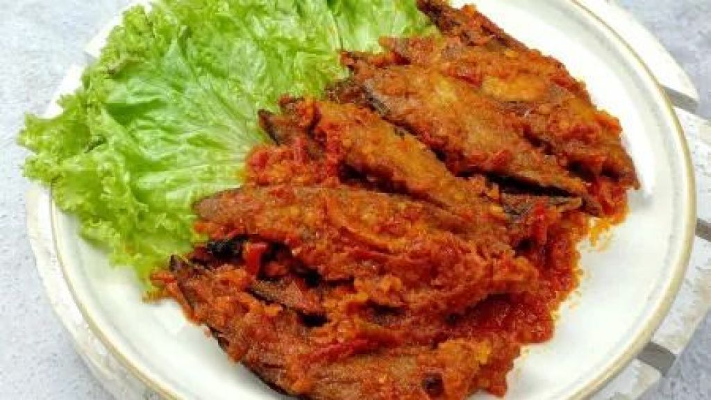 Resep Tongkol Balado, Pedasnya Nampol, Awur-awur dengan Nasi Panas, Nikmat Banget