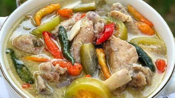 Resep Asem-asem Ayam, Kuahnya Segar, Santap dengan Nasi Panas Lezat!