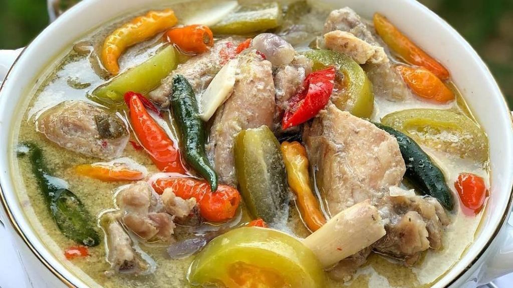 Resep Asem-asem Ayam, Kuahnya Segar, Santap dengan Nasi Panas Lezat!