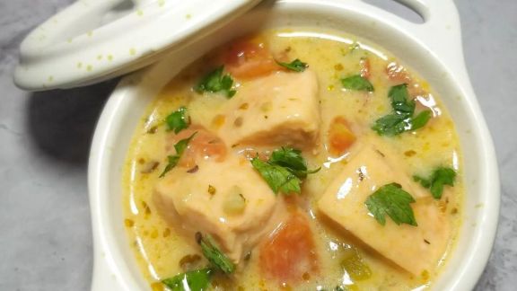 Cara Bikin Salmon Cream Soup, Buatnya Mudah Rasanya Mewah, Si Kecil Auto Nambah!