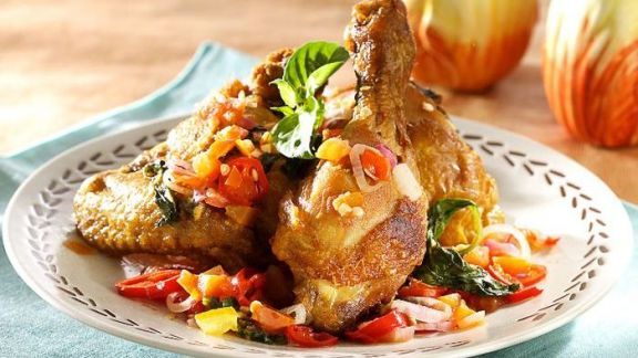 Resep Ayam Ungkep Seledri, Bisa untuk Stok Lauk Makan
