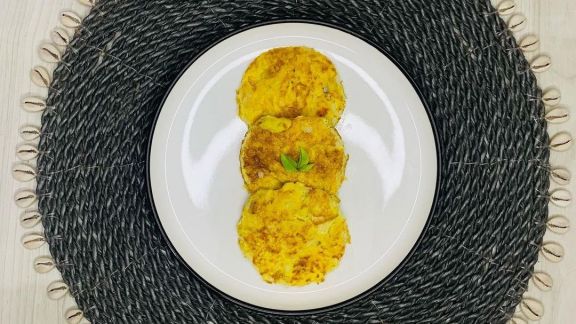Resep Dadar Nasi Telur Ayam, Camilan Simpel yang Bikin Kenyang