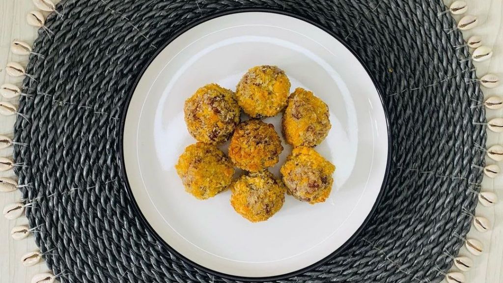 Resep Bola Nasi Abon untuk Anak yang Doyan Nyemil, Dijamin Bikin Kenyang Moms!