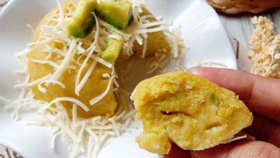 Trik Bikin Bolu Kukus Alpukat Keju untuk Camilan Anak, Gak Perlu Banyak Bahan Moms!