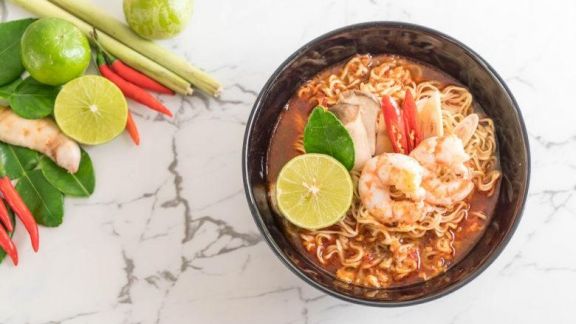 Resep Mie Kuah Seafood, Kuah Pedas, Gurih, Bikin Ketagihan
