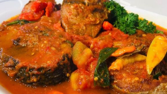Resep Tuna Sambal Kemangi, Pedasnya Nampol, Nikmatnya Bikin Ngiler