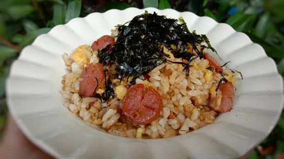 Trik Bikin Nasi Goreng Seaweed Super Simpel, Cocok untuk Moms yang Lagi Mager