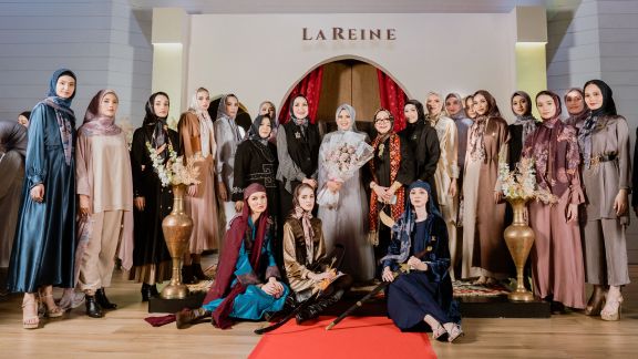 Inovasi Baru! LaReine Luncurkan Hijab Satin Anti Panas dengan Microholes
