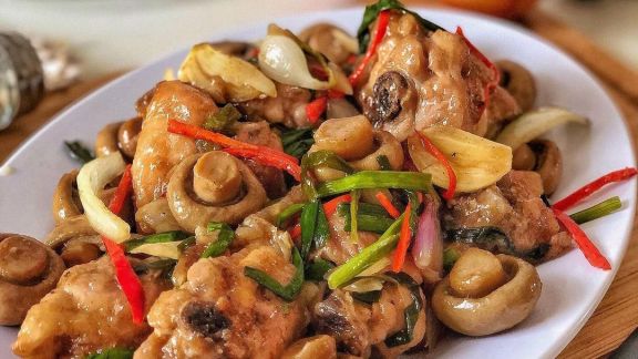 Resep Ayam Masak Bawang, Jadi Menu Makan Siang yang Mudah Dibuat
