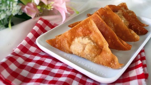 Trik Bikin Pangsit Ayam Goreng, Gak Keras, Teksturnya Krenyes-krenyes