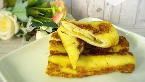 Trik Bikin Roti Gulung  Pisang Keju Super Mengenyangkan, Camilan Padat Cocok untuk Anak yang GTM