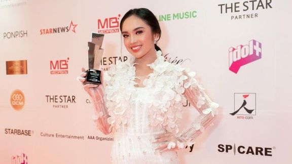Masih Usia 19-an, Lyodra Sukses Raih Penghargaan 'Asia Celebrity Awards' di AAA 2022, Ini Deretan Prestasi Pelantun 'Sang Dewi'