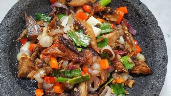 Resep Masak Sambal Bawang, Gurih, Pedas, Rasanya Bikin Ngiler