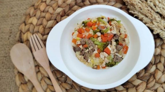 Resep MPASI Sehat Nasi Tim Hati Ayam Brokoli untuk ANAK 11 Bulan, Wajib Dicoba!