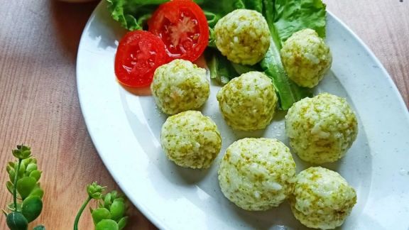 Resep MPASI Nasi Kepal Telur Ikan, Bisa Digenggam, Anak Pasti Tertarik