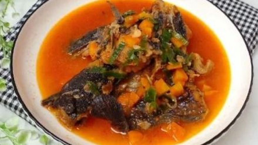 Resep Lele Kuah Tomat untuk Makan Siang, Aromanya Wangi, Anti Bau Amis, Cocok Banget Disajikan dengan Nasi Hangat