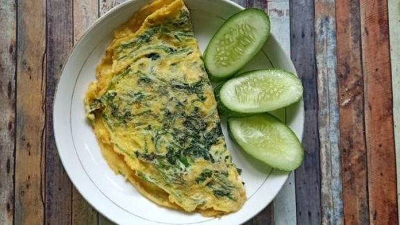 Resep Telur Dadar Selada, Super Simpel untuk Menu Sarapan Sat Set, Yuk Recook!