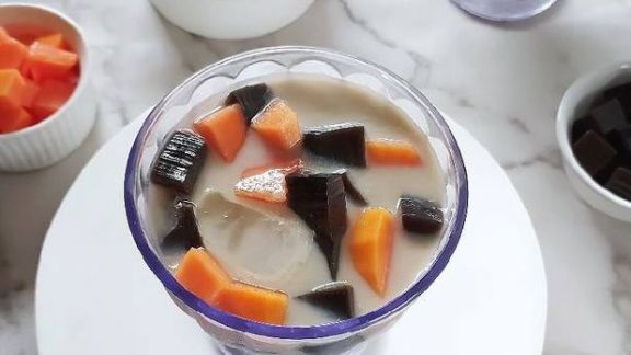 Resep Es Pepaya Cincau, Manis, Segar, Sehat, Cuma 4 Bahan Aja