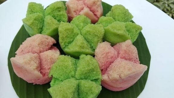 Resep Kue Apem Tape, Hasilnya Mekar, Enak, Mudah Buatnya