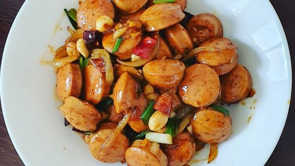 Resep Sosis Kungpao, Menu Sarapan Sat Set untuk Si Kecil, Dijamin Suka!