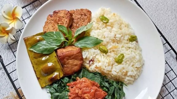Resep Bikin Nasi Goreng Pete Mentega, Enak, Harum, Aromanya Menggugah Selera