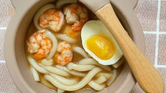 Trik Bikin Udon Udang ala MPASI, Kuahnya Wangi Jahe, Segar Banget, Cocok untuk Musim Hujan