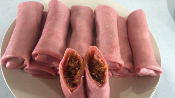 Resep Dadar Gulung Buah Bit, Gluten Free, Gampang Buatnya