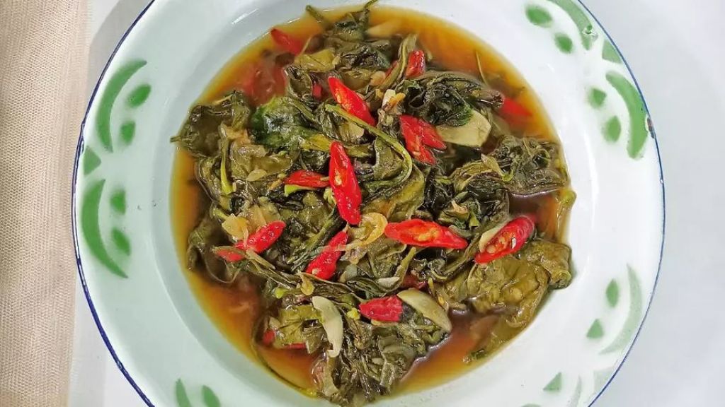 Resep Tumis Daun Ginseng Rebon, Gurih, Sederhana, Rasanya Enak Banget