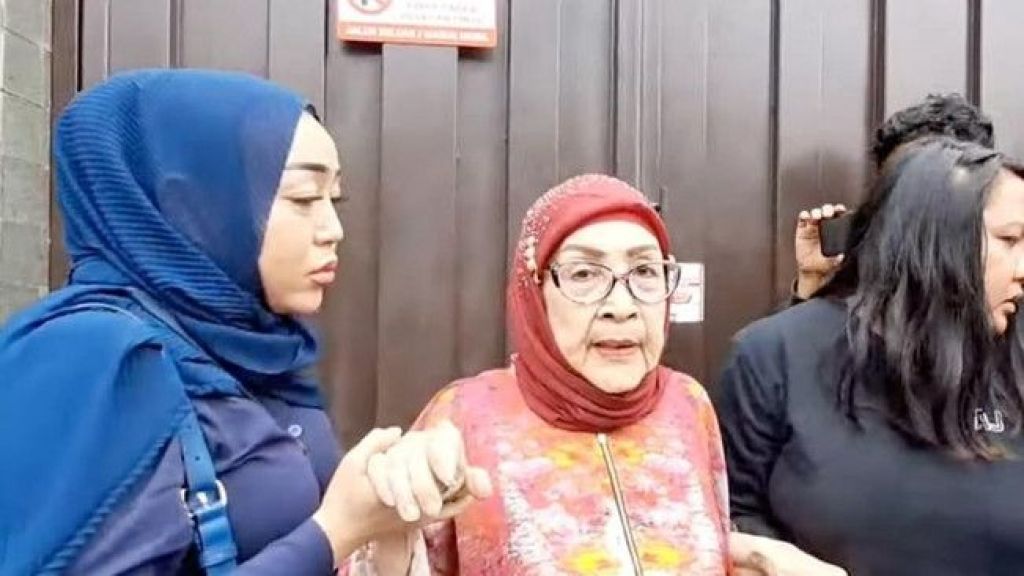 Ferry Irawan Terancam 5 Tahun Penjara, Kuasa Hukumnya Beberkan Kondisi Terkini Hariati: Sedih...
