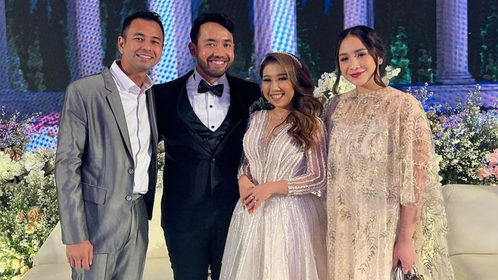 Kocak! Raffi Ahmad dan Nagita Slavina Pergoki Baju 'Dinas Malam' Kiky Saputri, Warganet Ngakak: Mengerikan..