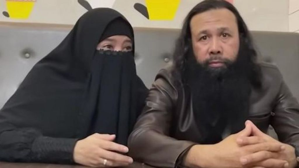Peggy Melati Sukma Dikabarkan Menikah Lagi, Arie Untung: Kaget Sampai Melongo