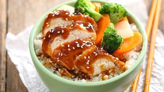 Resep Ayam Teriyaki Selezat Restoran Jepang, Sajikan dengan Salad Sayur Dijamin Makin Nikmat!