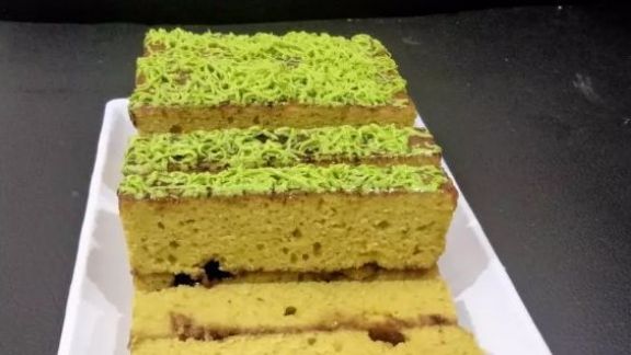 Cara Bikin Bolu Kukus Pakai Alpukat, Lembut, Empuk, Rasanya Super Uenak!