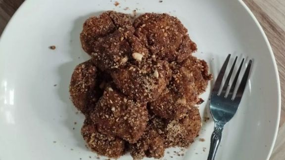 Mirip Mochi, Intip Yuk Resep Kaloci dengan Taburan Wijen