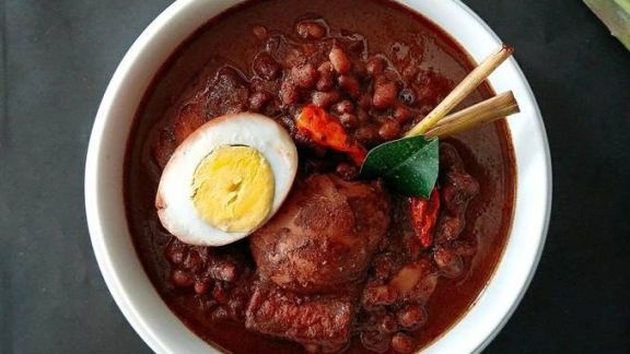 Resep Brongkos Tahu Telur, Simpel, Enak, Gampang Buatnya!