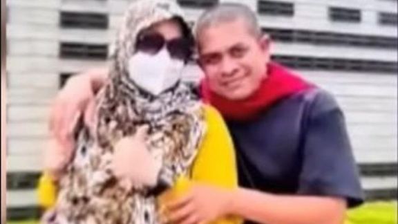 Nikah Lagi, Umi Yuni Ibu Alvin Faiz Ketahuan Bawa Uang Yayasan AZ Zikra Rp68 Milliar Sahabat Langsung Ambil Tindak Tegas: Penjarakan!