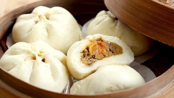 Resep Bakpao Ayam, Lembut, Isianya Padet, Enak Banget!