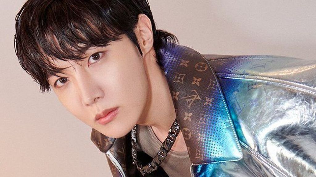 J-Hope BTS Resmi Diumumkan Sebagai Duta Besar untuk Merk Louis Vuitton