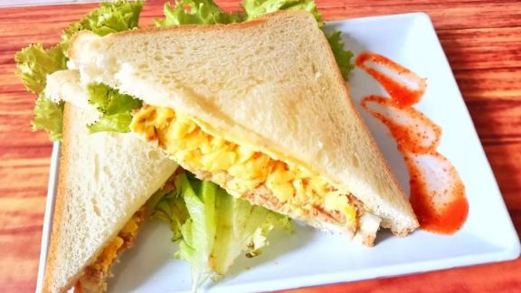 Trik Mudah Bikin Tuna Mayo Sandwich untuk Sarapan, Simpel Tapi Tetap Enak Rasanya!