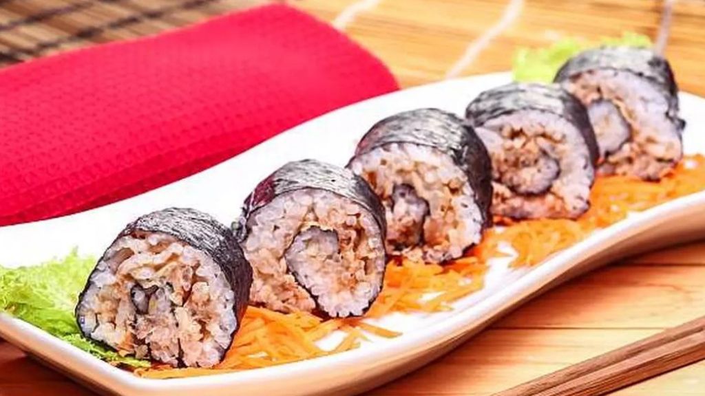 Resep Spicy Tuna Sushi Roll ala Rumahan, Dijamin Enak dan Lebih Hemat!