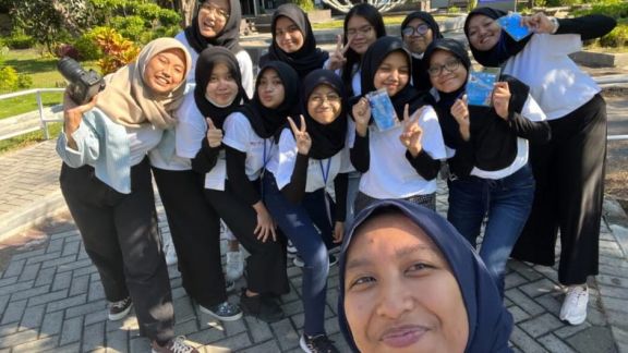 Gabung Program Science Camp 2022, Sejumlah Perempuan Muda Indonesia Ini Dorong Partisipasi Kaum Hawa di Bidang STEM: Diskriminasi Itu Ada!