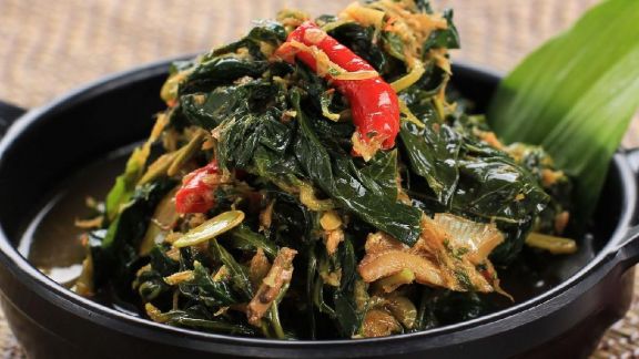 Resep Tumis Cabe Ijo Daun Pepaya, Gak Pahit, Nikmatnya Bikin Nambah!
