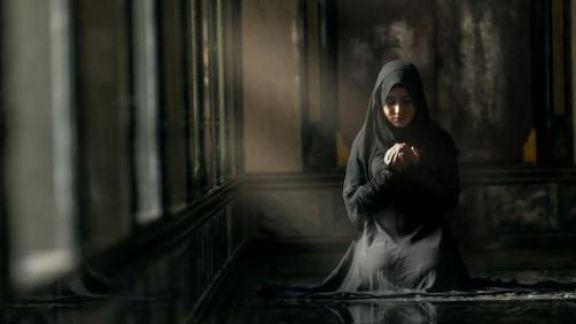 Berlomba Cari Amal Baik di Bulan Ramadan, Ini Bacaan Doa dan Dzikir Setelah Salat Tarawih