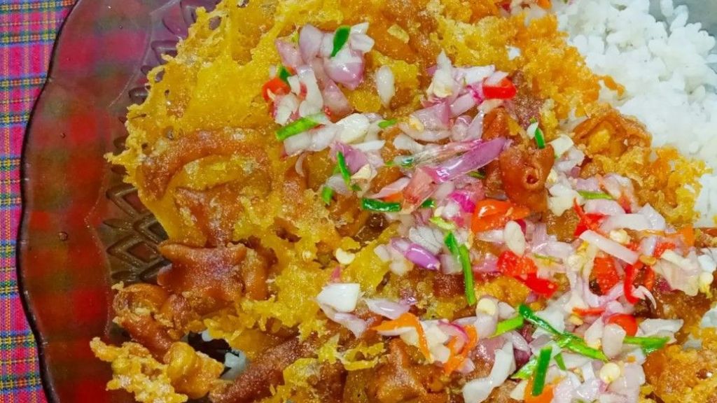 Resep  Usus Crispy Sambal Matah, Renyah, Pedas, Gurih, Pas untuk Teman Nasi Hangat