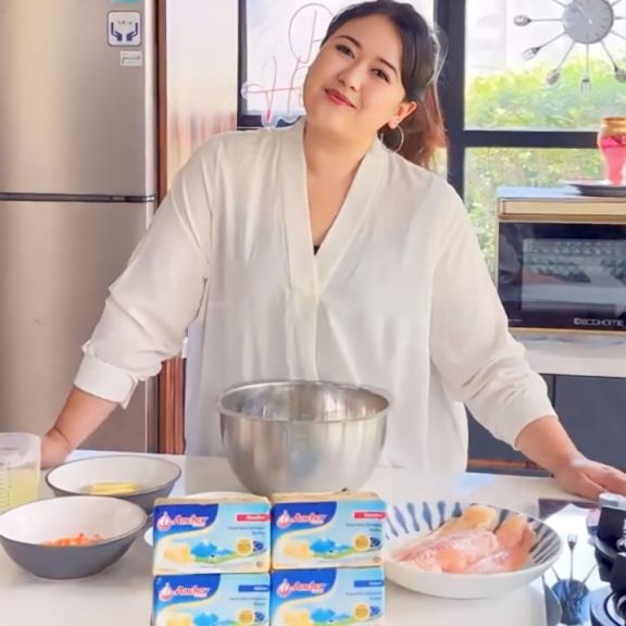 Gak Pake Ribet, Ini Menu Sahur dan Buka Puasa Paling Sat Set ala Putri Habibie, Intip Yuk!
