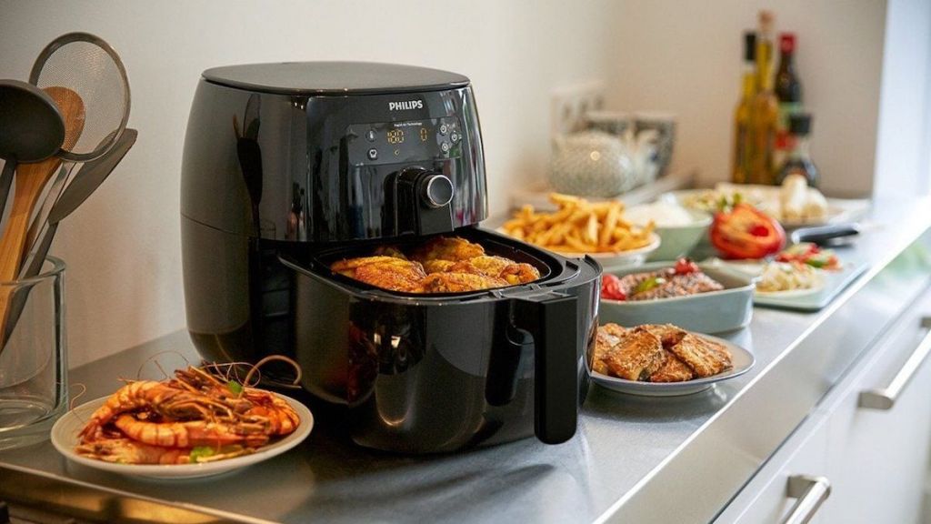 Punya Cara Kerja yang Mirip, Air Fryer vs Oven, Lebih Bagus Mana Yah Moms?